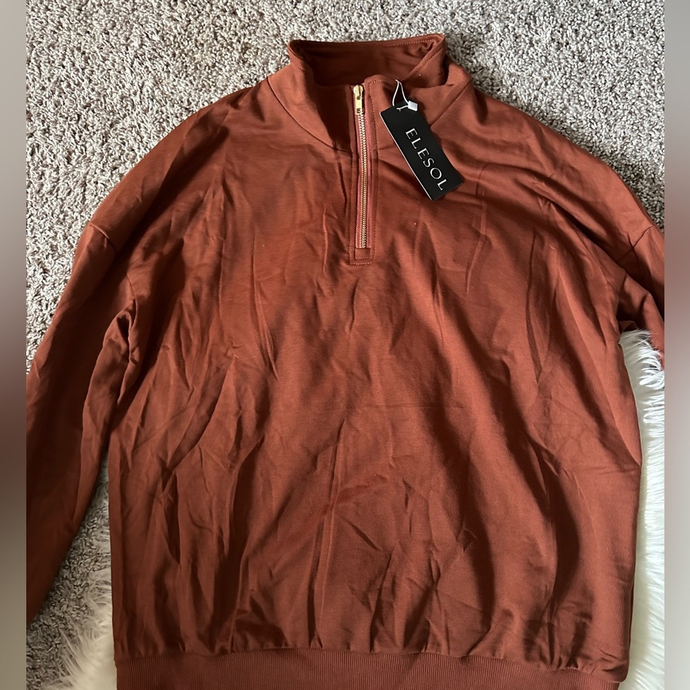 BNWT Two piece jogger suit L - Picture 3 of 5